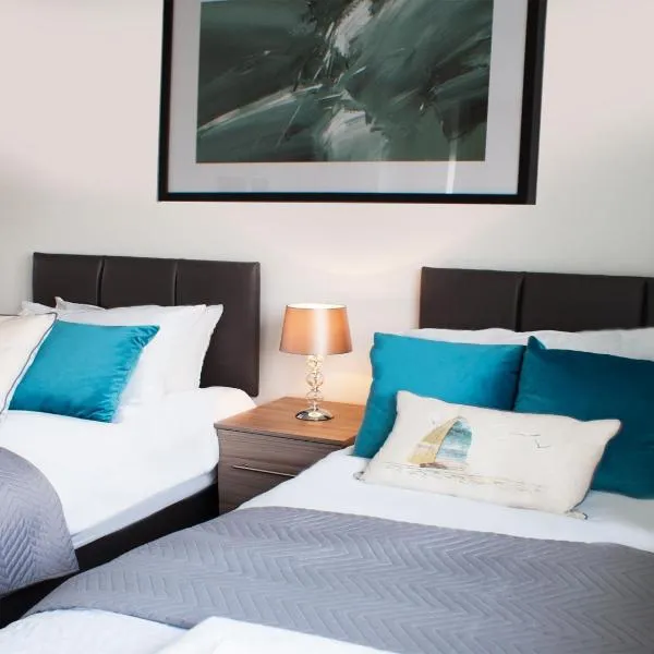 East Midland House FREE Private Parking Fast WiFi Smart TV with Garden, hotel in Kettering