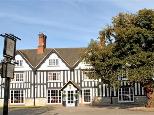 Broom Hall Inn, hotel in Stratford-upon-Avon