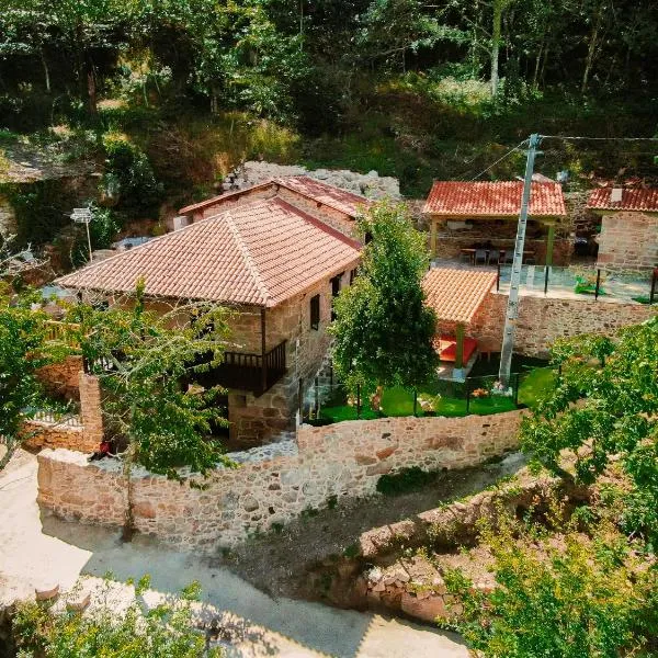 Casa Escondida Aveiga, hotel a Chantada