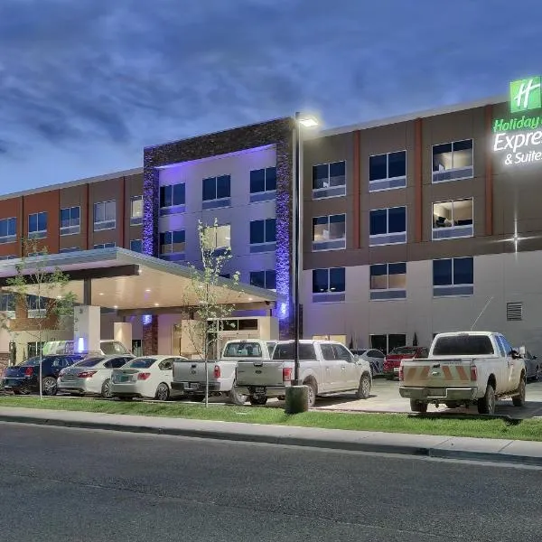 Holiday Inn Express & Suites - Roswell, an IHG Hotel, hótel í Roswell