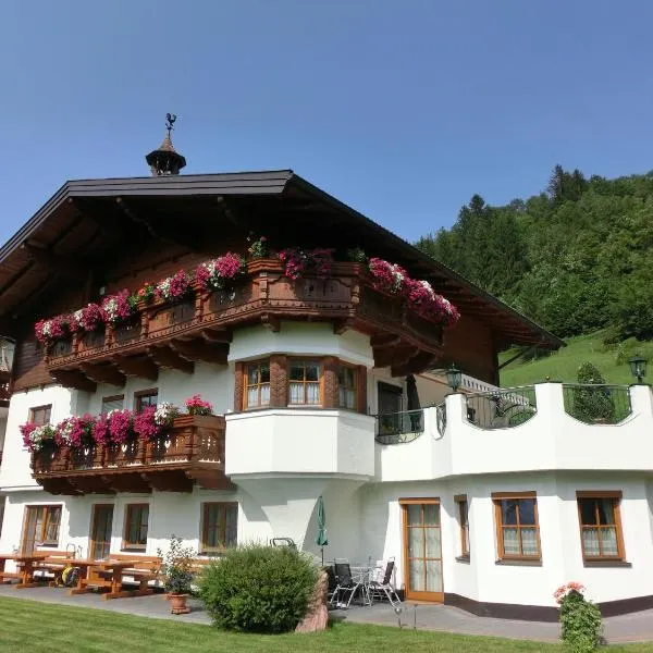 Landhaus Gruber Sommer, hotel v destinaci Sankt Johann im Pongau