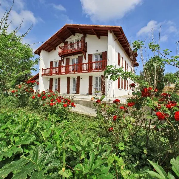 Hotel Agian - Maison Bonnet, Hotel in Itxassou