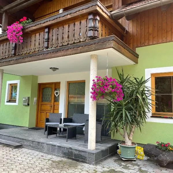 Haus Seerose, hotel i Seeboden