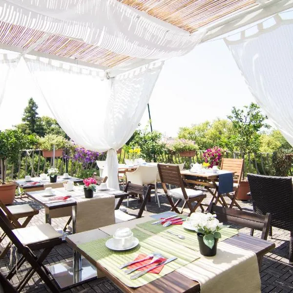B&B 7 Rooms, hotel v destinaci Pisa