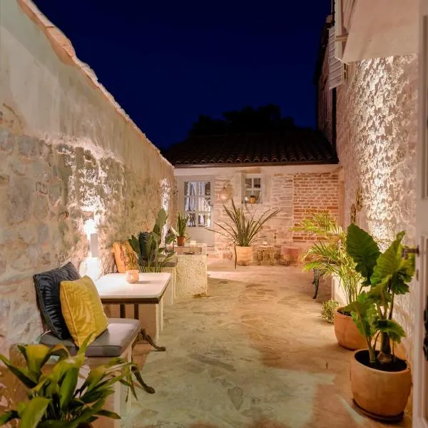 Town House Rosario, hotel a Stari Grad (Cittavecchia)
