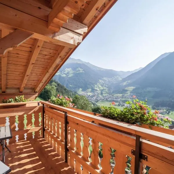 Innergasserhof Ferienwohnung Enzian, hotel v destinácii San Martino