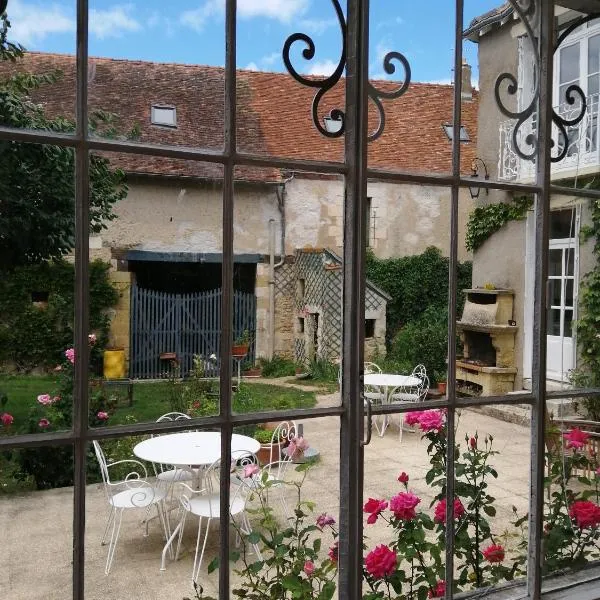 Le Relais des Roses- Chambres d'hôtes, hotel en Nohant-en-Graçay