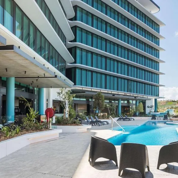 Rydges Gold Coast Airport, hotel in Bilambil Heights