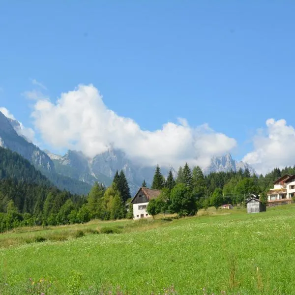 Albergo Miravalle, hotel Forni Avoltriban