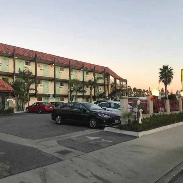 777 Motor Inn, hotel v destinaci Huntington Beach