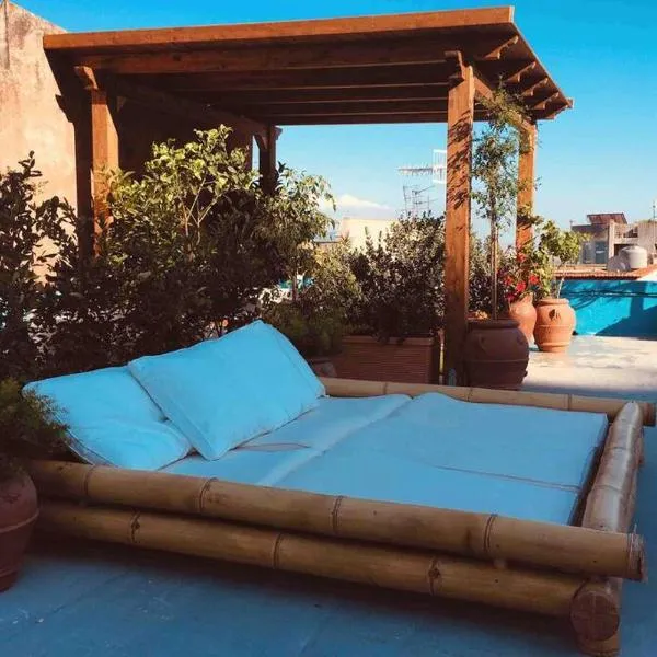 Terrazzo Esclusivo con zona Solarium da 200 mq, Hotel in Valderice