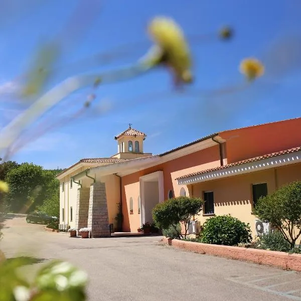 Pausania Inn, hotel v destinaci Tempio Pausania