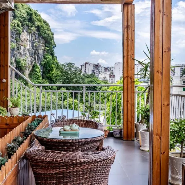 Junshe Boutique Guest House-Complementary pick up servie for a 3-night stay in a deluxe room, hotel v destinaci Kuej-lin