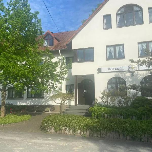 Hotel Spitze Warte, hôtel à Büren