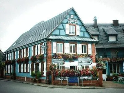 Logis Hotel Aux Comtes De Hanau, hotel v destinaci Ingwiller