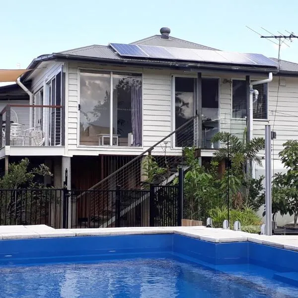 Maple Villa - The Beach House by the bay, hotel i Brisbane