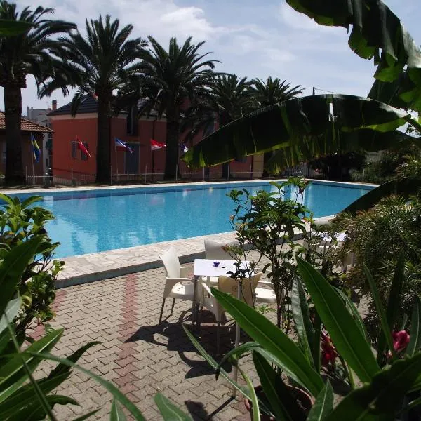 Riviera Apartments – hotel w mieście Pietra Ligure