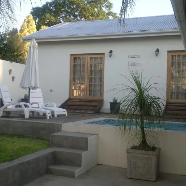 B&B on Church, hotel i Oudtshoorn