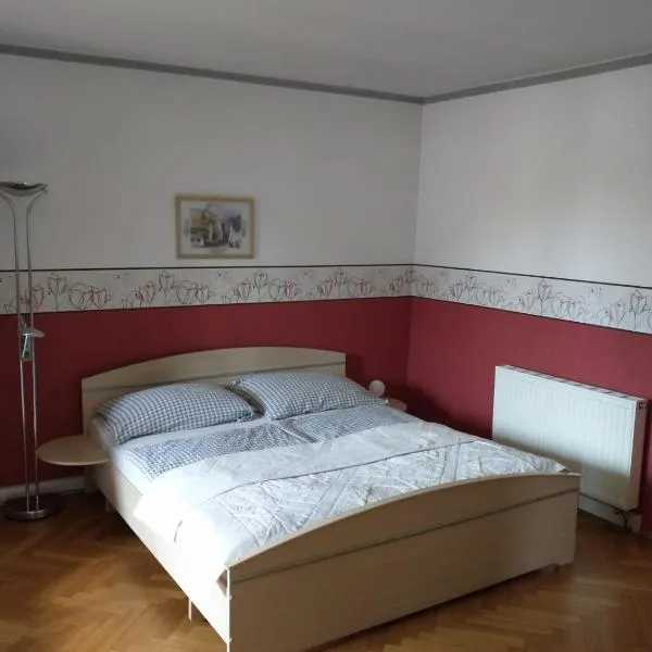 Ferienwohnung Madlene 2、Gablitzのホテル