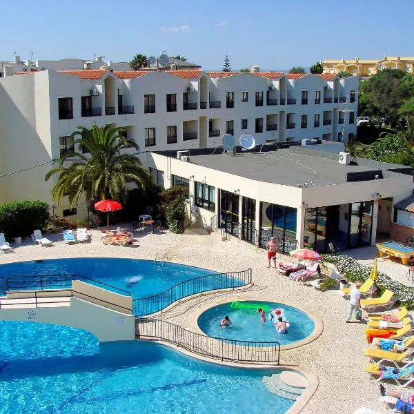 Clube Alvorférias, hotel v destinaci Alvor