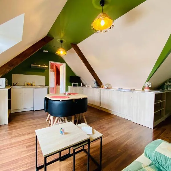Studio 2 ATELIER VINCI, hotel in Amboise