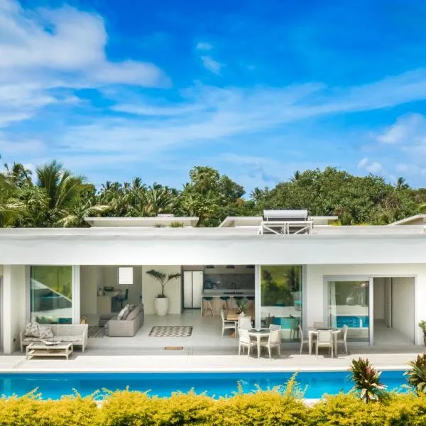 Mama Taras Luxury Villa, hotel v destinaci Ngatangiia