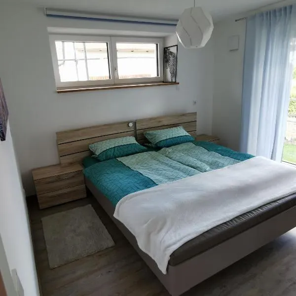 Ferienwohnung MIA-LENA，Penzing的飯店