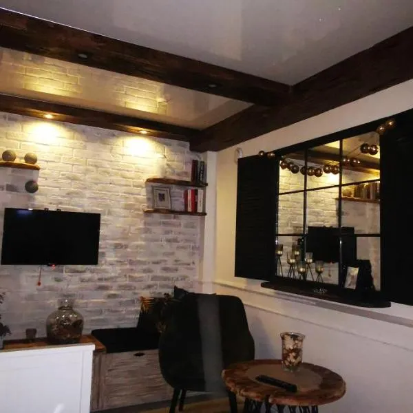 Akacjowa 3 A, hotel in Malbork