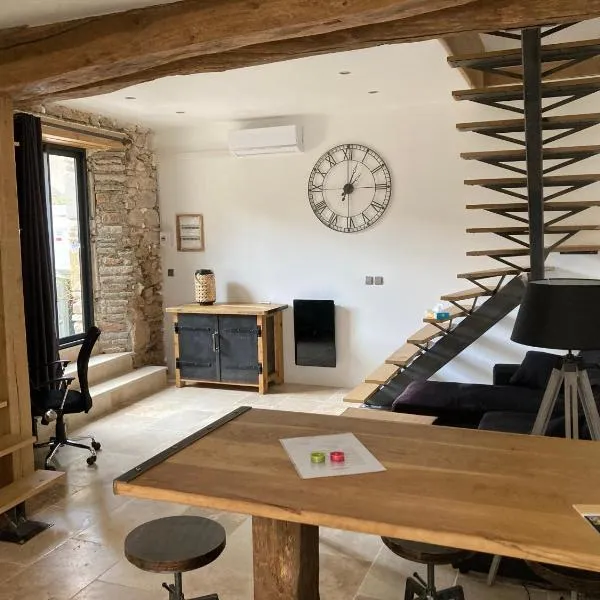La Grange, hotel v destinaci Avallon