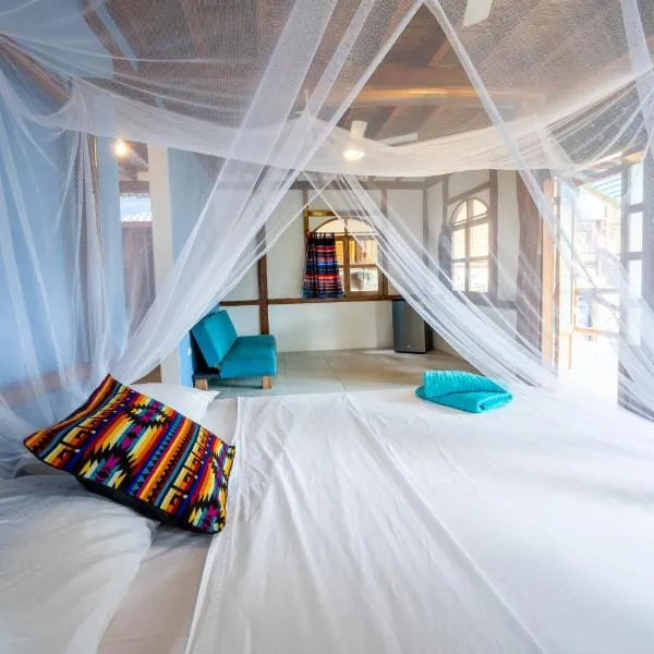 Casa del Sol, hotel v destinaci Montañita
