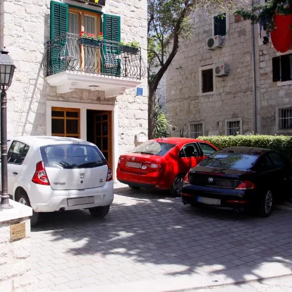 Villa Ana Split, hotel u gradu Kaštel Lukšić