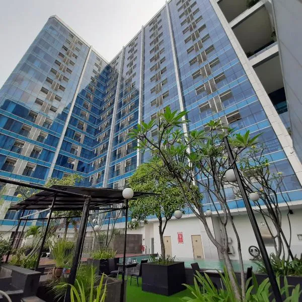 Cozy Tamansari Hive Cawang by Bonzela Property, hotel in Jakarta
