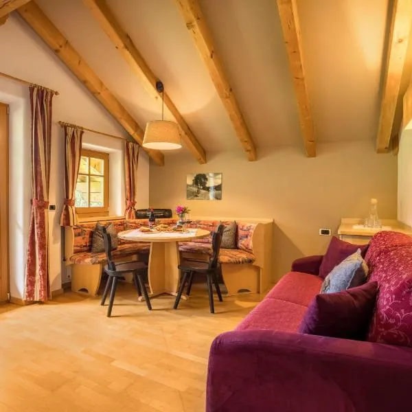 Oberplunerhof - Fewo Gitschberg, hotel v destinaci Chienes