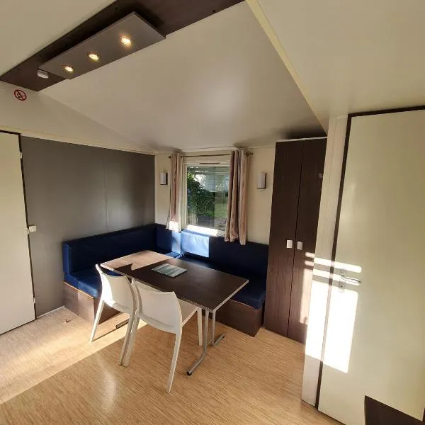 L'Orangerie de Lanniron - Mobil-Home O'HARA privilège - 3 chambres - 6 pers, hotel in Quimper