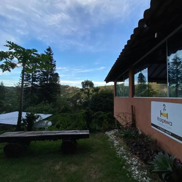 Itaipava Cama e Café, hotel v destinaci Itaipava