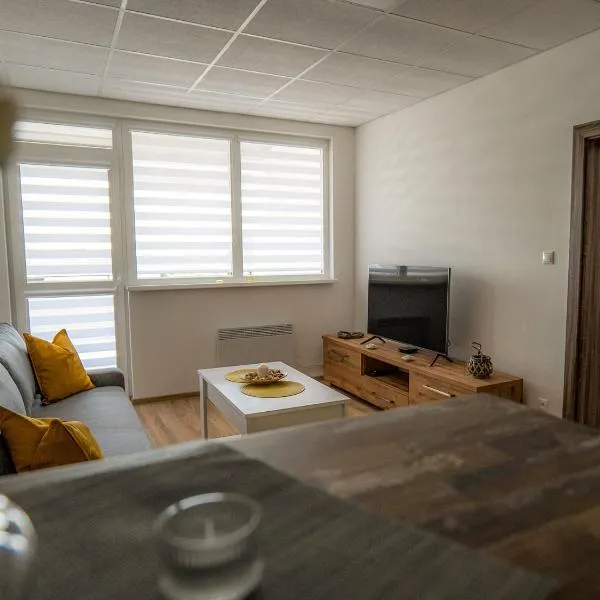 Apartmany Motocentrum, hotel in Kaluža