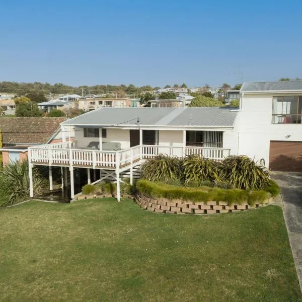 Dune Views: Bridport şehrinde bir otel