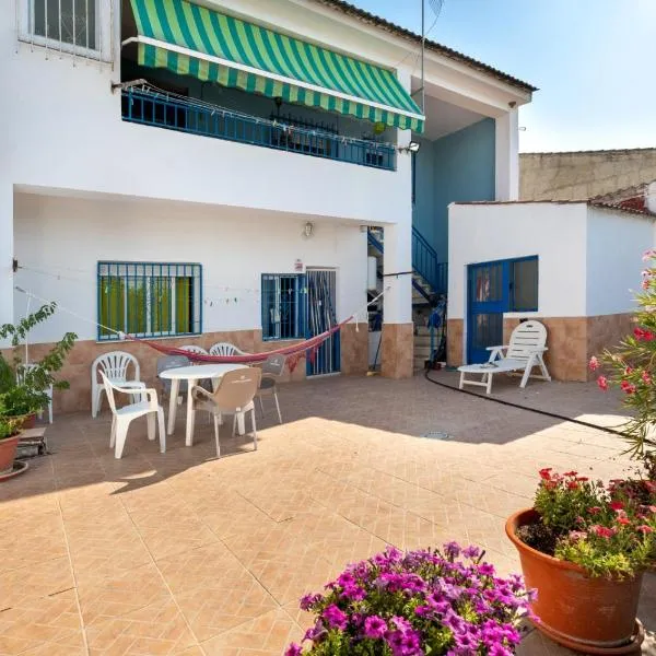 Casa de Mar y Kanela 17 km Granada, hotel v destinácii Fuente Vaqueros
