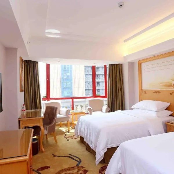 Vienna Hotel Zhongshan West District, hotel v destinaci Čung-šan