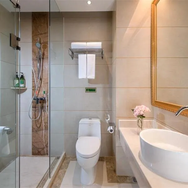 Vienna Hotel Foshan Lecong Centre, hotel in Shunde