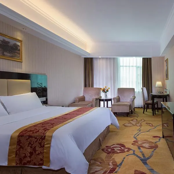 Vienna Hotel Baoan Liutang, hotel v destinaci Xin'an