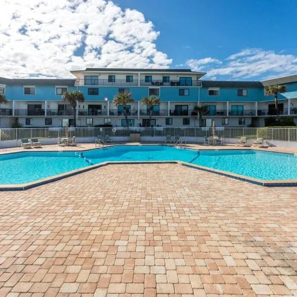 Lovely 2 Bedroom Beachfront Condo, khách sạn ở Flagler Beach