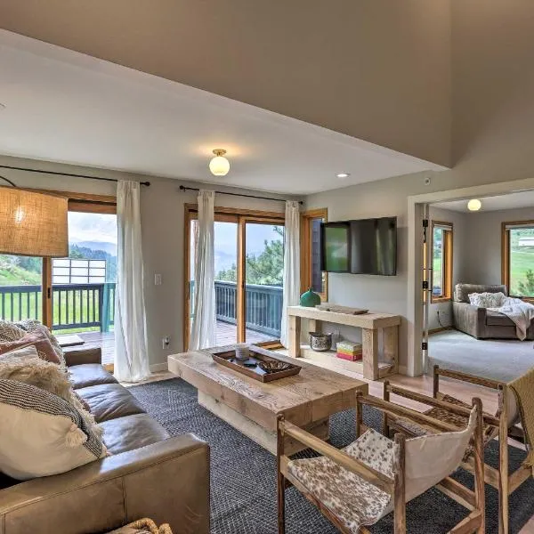 Evergreen Mountain Duplex with Trail Access!, hotel in Idaho Springs