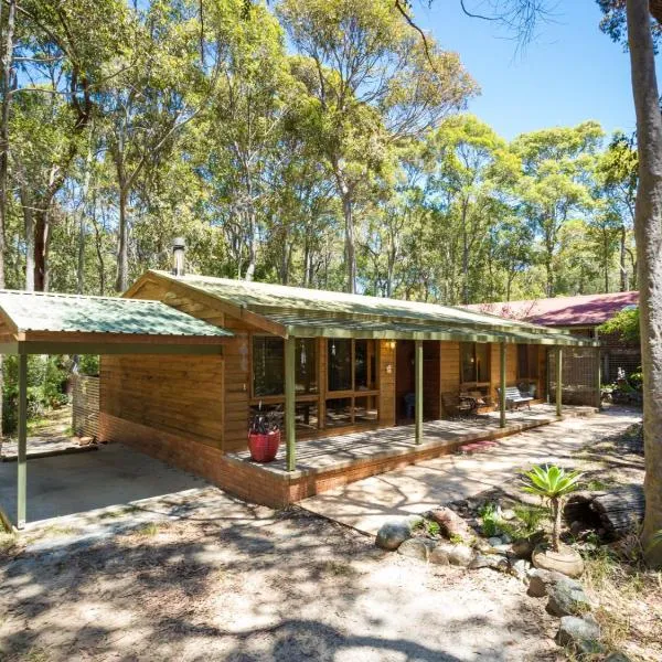 Caseys Pet Friendly Beach Cottage, hotel a Mystery Bay