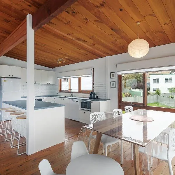 17 Dulling Street Beach House, hotel a Dalmeny