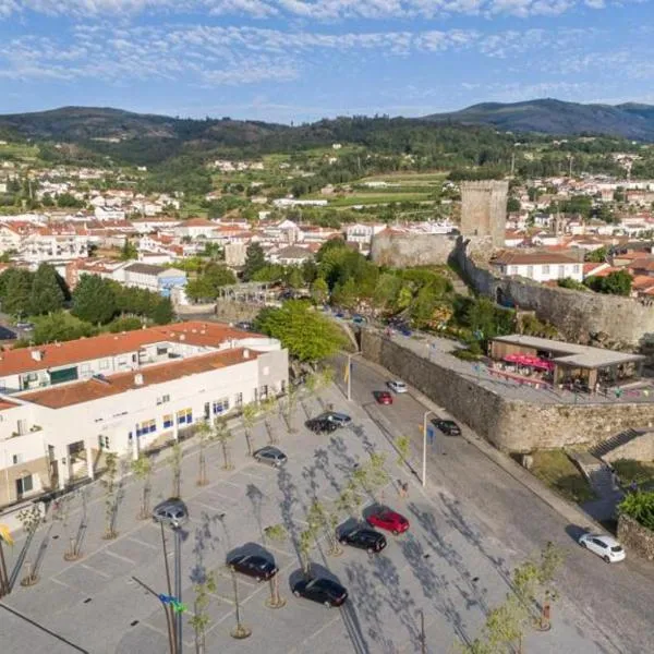Novas Direcões e Azevim Nature, hotel in Melgaço