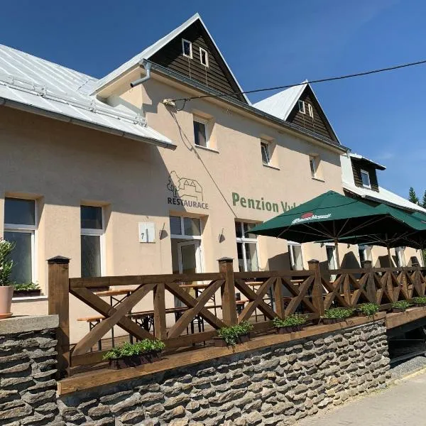 Penzion a Restaurace Vyhlídka, hôtel à Čachrov