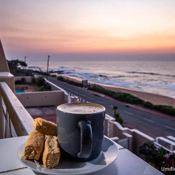 Waterfront Luxury, hotel in Umdloti