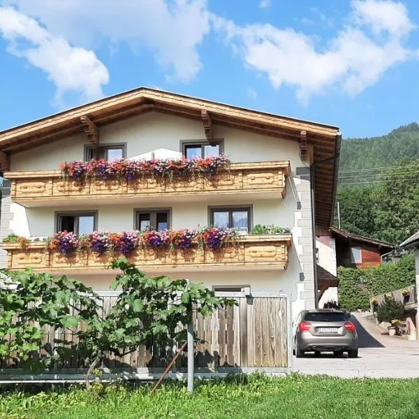 Gästehaus Zwischenberger, hotel sa Obervellach
