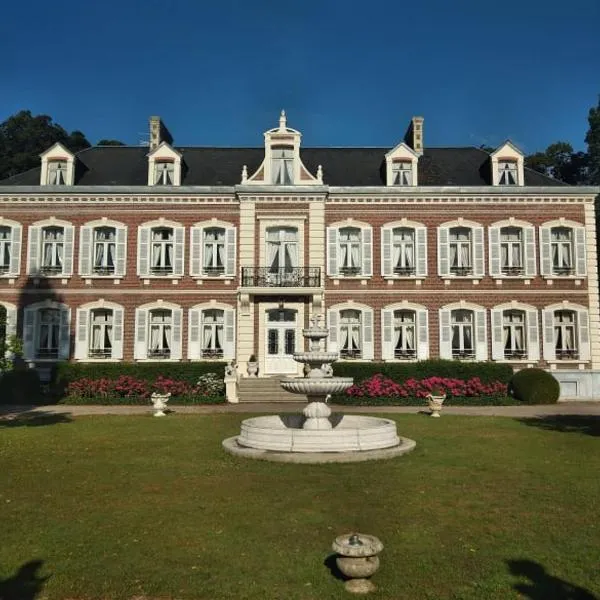 Château "Le Castel des Anges", hotel en Roussent